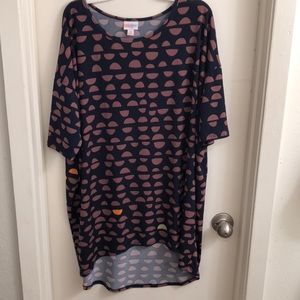Lularoe XS Irma top NWOT